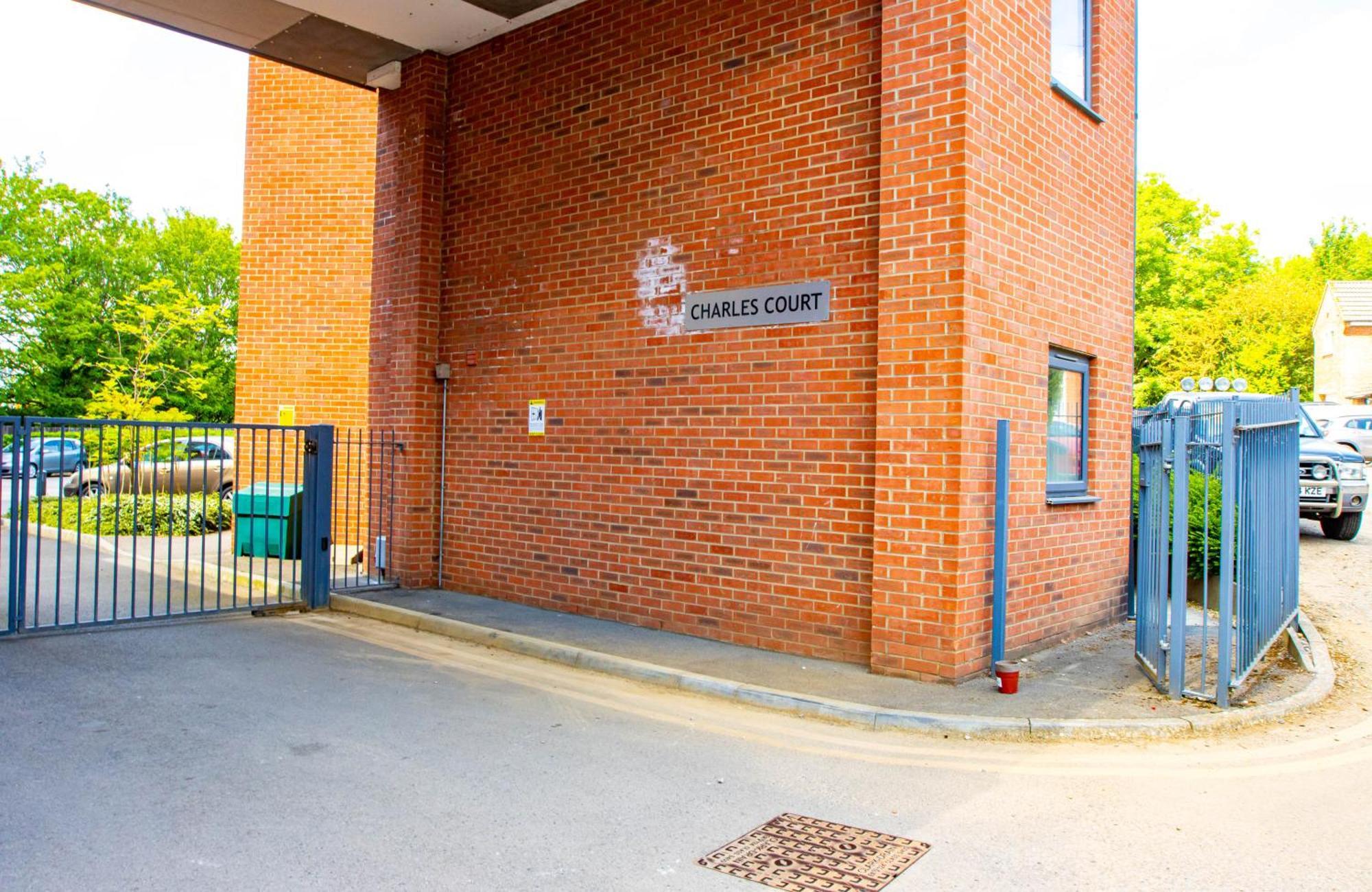 Sianavi Apartments Kettering Dış mekan fotoğraf