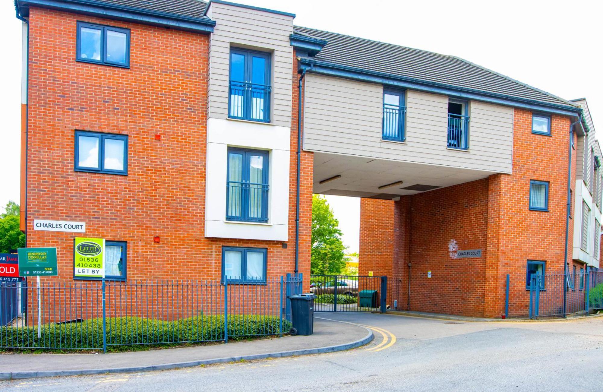 Sianavi Apartments Kettering Dış mekan fotoğraf